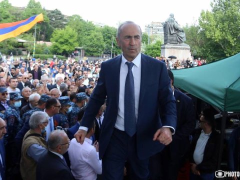 Köçəryanın “qu quşu mahnısı” - Bugünkü mitinq onun sonunu gətirə bilər