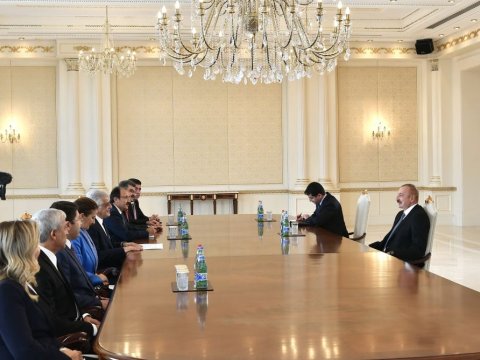 Prezident türkiyəli deputatları qəbul etdi