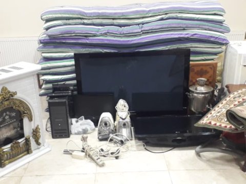 Ucarda 3 min manatlıq OĞURLUQ