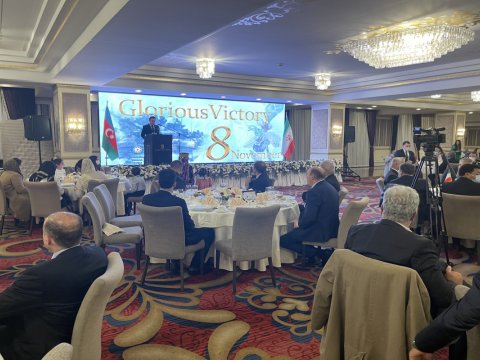 Tehranda Zəfər Günü - FOTO