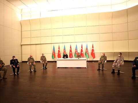 Zakir Həsənovla Hulusi Akarın birgə mətbuat konfransı - VİDEO