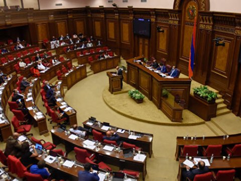 Paşinyanın gücü yalnız bizə çatır - Ermənistan müxalifəti