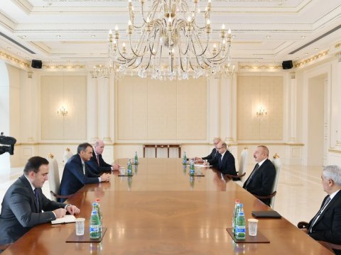 Prezident BP qrupunun baş icraçı direktorunu qəbul edib
