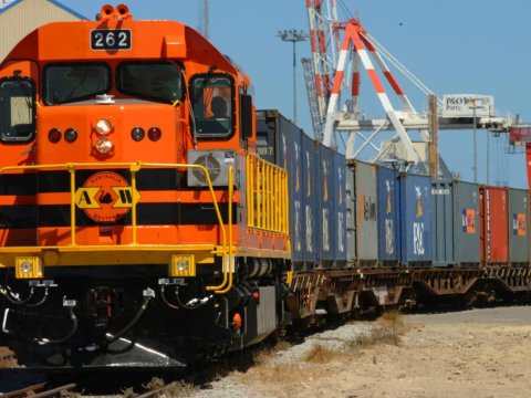 İrəvan-Tbilisi-Bakı dəmir yolu xətti AÇILA BİLƏR