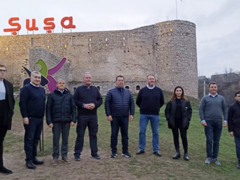 Britaniyalı deputat Şuşaya səfər etdi - FOTO