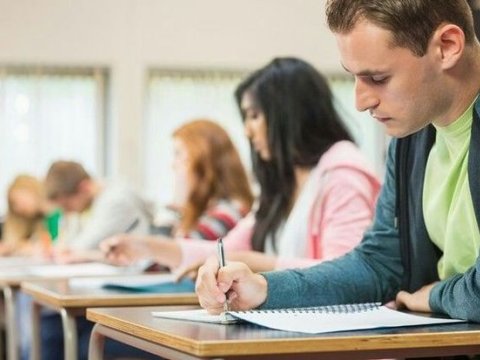 Təqaüdlərlə bağlı yeni QAYDALAR