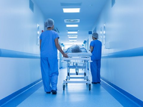 Ata və qızı pomidor turşusundan zəhərləndi - Ata öldü