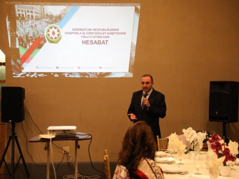 Kaliforniyada icma üzvlərilə GÖRÜŞ