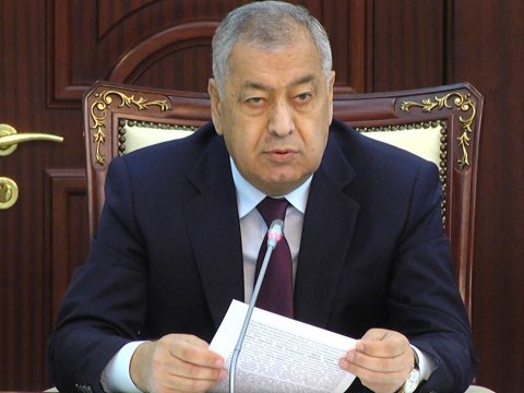 Vahid Əhmədov Baş nazirdən xahiş etdi