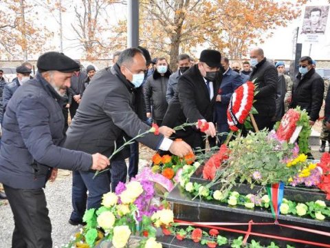 Düzqışlaqda şəhidin ildönümü qeyd olunub - FOTO