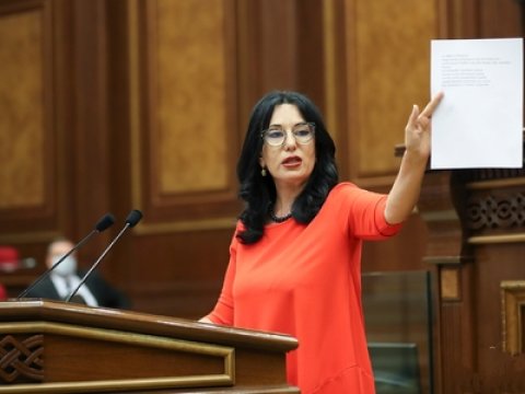 Deputat: “Hökümət cəbhədəki ölü və yaralı sayını gizlədir!”