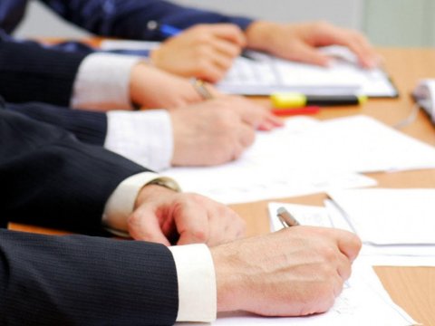 Bu nazirliklər işçi AXTARIR