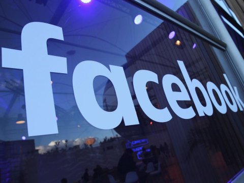 “Facebook” Korotçenkonun səhifəsini bərpa etdi