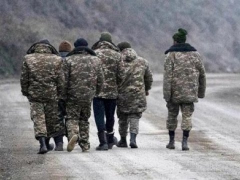 İrəvan Bakıdakı əsirlər barədə məlumat yaydı: 1-i yaralı, 12-si salamatdır
