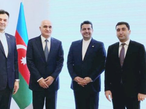 Şahin Mustafayev İran səfiri ilə görüşdü