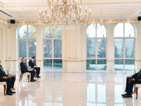 Uqanda səfiri etimadnaməsini Prezidentə təqdim etdi