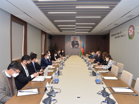 Nazir koreyalılara Vətən müharibəsindən danışdı