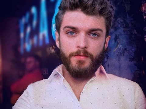 İdarə olunan kütlə, “zəhər”lənən insanlar - Sosial şəbəkələr bağlanmalıdır!