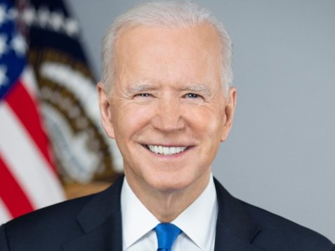 Bayden yenidən prezident olmaq İSTƏYİR
