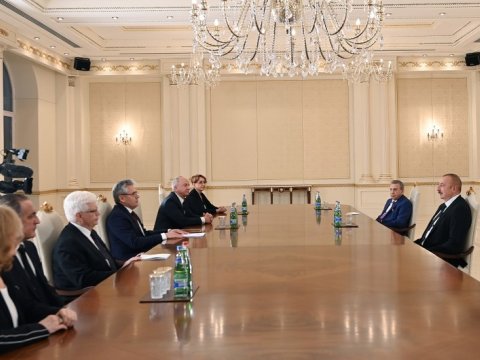 Prezident Aleksandr Sergeyevi QƏBUL ETDİ