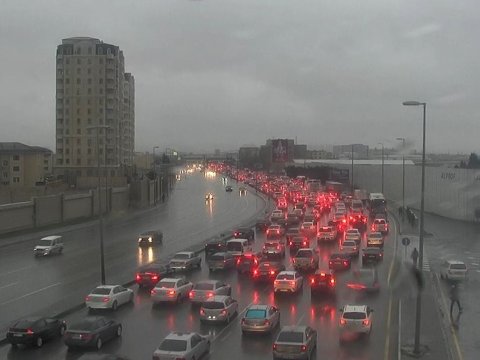 Dərnəgül yolunda qəza tıxac yaratdı - FOTO