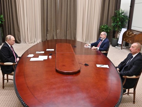 Putin: “Yekun sülh müqaviləsi bağlamaq lazımdır”