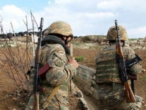 Ermənistan ordusunda yeni HƏBSLƏR: Zəngəzurdakı döyüşdən qaçan komandirlər saxlanıldı