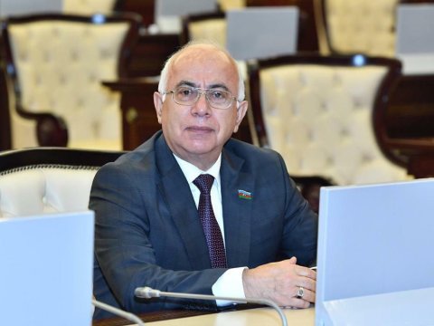 Tələbə kreditlərində narazılıq yaranarsa, şərtlərə YENİDƏN baxılacaq