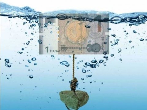 Mərkəzi Bank manatı “üzmək”ə QOYMUR