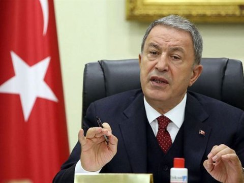 Hulusi Akar Elçin Quliyevə və Zakir Həsənova ZƏNG ETDİ