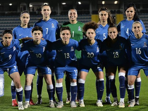 Qadın futbolçularımızdan ilk qələbə