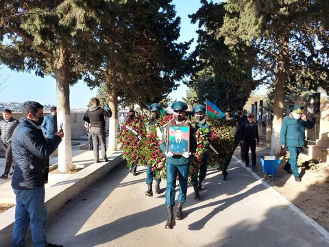 Şəhid kapitan Əmircanda dəfn olundu - FOTOLAR