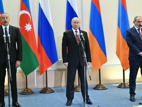 “Putin Soçi görüşü ilə bütün planlarımızı alt-üst etdi” - Erməni şərhçi 