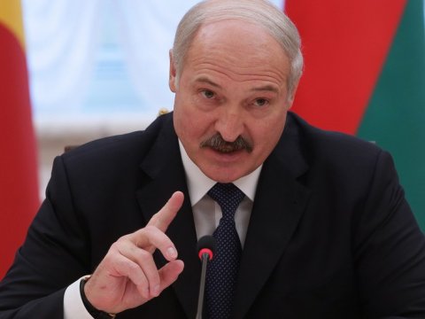 Lukaşenko növbədənkənar prezident seçkiləri keçirə bilər