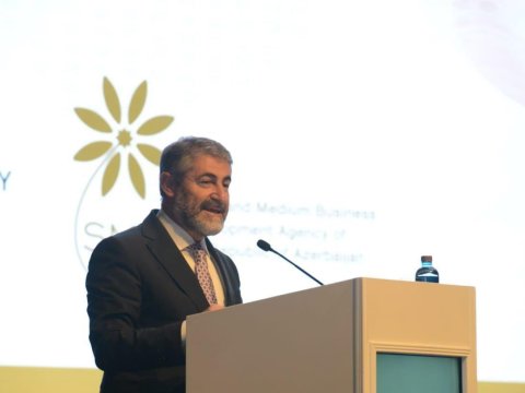 Ərdoğan Xəzinə və Maliyyə nazirini işdən ÇIXARDI