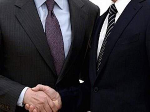 Diplomatlara sığorta ödənişləri veriləcək