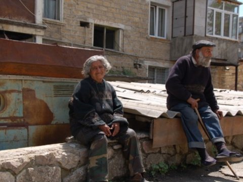 Ermənistanda minimum əməkhaqqı və yoxsulluq göstəriciləri 