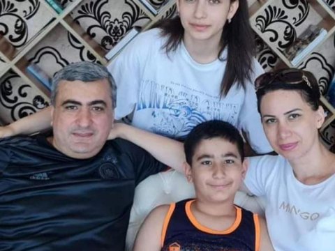 “Kaş Elnurun son halını görməyəydim” - Mərhum jurnalistin xanımı DANIŞDI - FOTOLAR