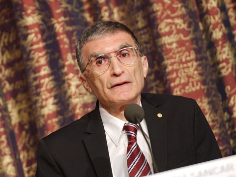 “Türk dünyası güclü olarsa, nə masada, nə də meydanda məğlub olar” – Aziz Sancar  
