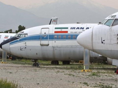 İranda təyyarələrin 50 faizindən çoxu uça bilmir - SƏBƏB