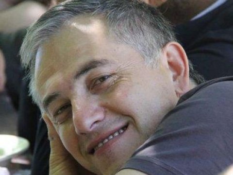 Daha bir deputat Saleh Rüstəmovla bağlı Prezidentə müraciət etdi