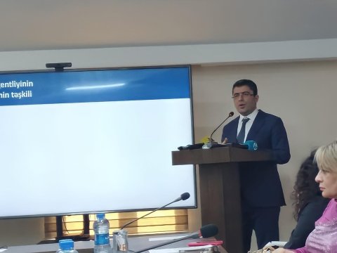 Mətbuat orqanlarına güzəştli kreditlər ayrıla bilər - Əhməd İsmayılov