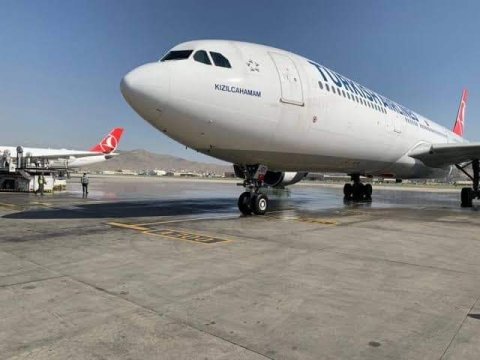 Deputat Vüqar Bayramovun mindiyi təyyarədə nasazlıq YARANDI
