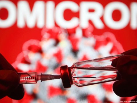 Peyvənd olunmayanlar “Omicron”a daha çox YOLUXUR