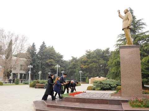 Ulu öndər daim ürəklərdə yaşayacaq
