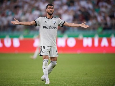 Mahir Emrelinin komandası cərimələndi