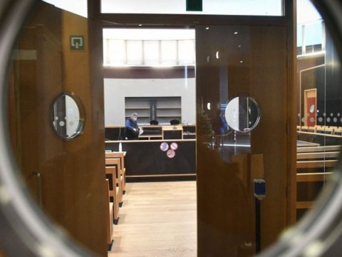 Belçika məhkəmələrində hicab qadağasına son qoyuldu
