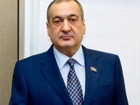 Ağsaqqallar Şurasının Ramiz Mehdiyevlə əlaqəsi YOXDUR