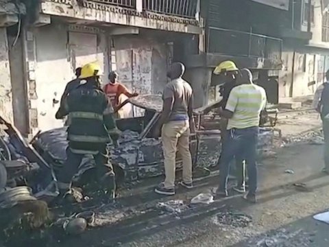 Bu ölkədə tanker partladı: 60 ölü