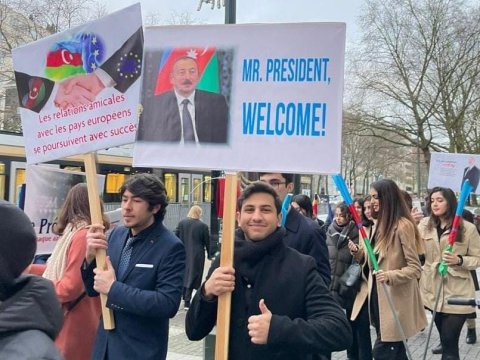 Avropa azərbaycanlıları İlham Əliyevi Brüsseldə izdihamla qarşıladılar - VİDEO